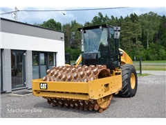 Walec drogowy Caterpillar CAT CP 54B