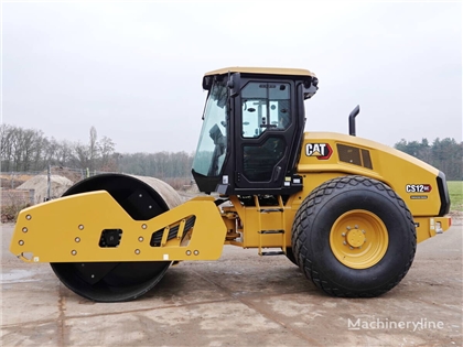 Nowy walec do robót ziemnych Caterpillar CS12 GC