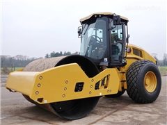 Nowy walec do robót ziemnych Caterpillar CS12 GC