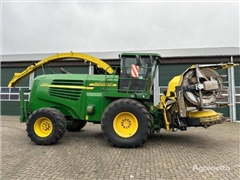 kombajn John Deere 7700