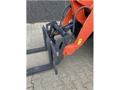 Kubota-R-070