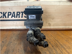 VOLVO VALVE  21114974