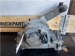 VOLVO STEERING GEAR 250356