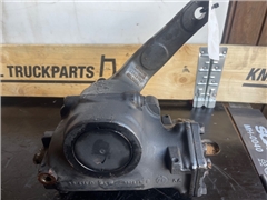 VOLVO STEERING GEAR 250353