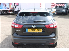 Minivan Nissan Qashqai + AUTOMATIC + NAVI