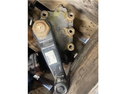 VOLVO STEERING GEAR 21466592