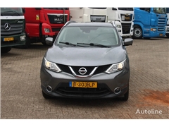 Minivan Nissan Qashqai + AUTOMATIC + NAVI + LOW KM