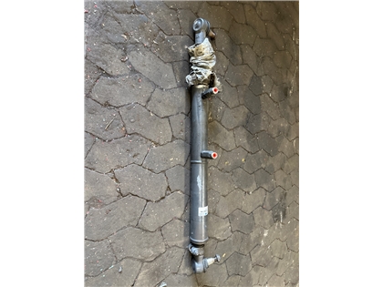 VOLVO STEERING CYLINDER 22208050