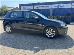 Uszkodzony hatchback Volkswagen Golf VI, 1.4 TSI e