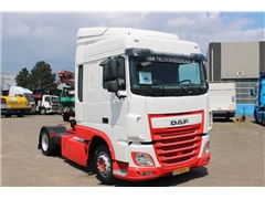 DAF XF Ciągnik siodłowy DAF XF 460 + EURO 6 + mega + liftable 5th wheel