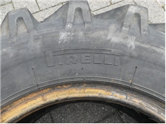 Unimog tire 10.5-18 Pirelli