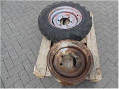 2x Unimog wheel rim 7.50-18