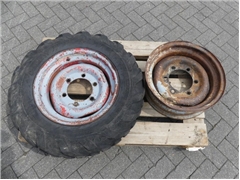 2x Unimog wheel rim 7.50-18