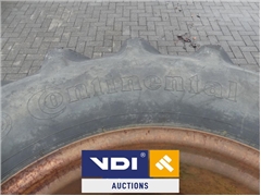 2x Continental Tractor tires 18.4R30