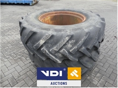 2x Continental Tractor tires 18.4R30