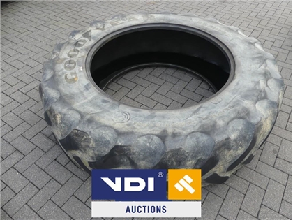 2x Tractor tire Goodyear 20.8 R42