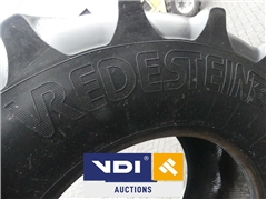 2x Tractor tire Vredestein 600/70R30