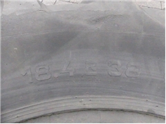 1x 650/65R42 Michelin