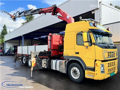 Żuraw samojezdny Volvo FM 480 HMF 4220 K4 + FJ 900