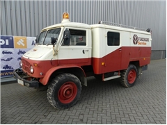 Mercedes Benz Unimog 404