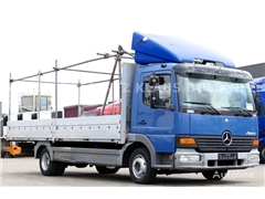 Mercedes Atego Ciężarówka burtowa Mercedes-Benz Atego 815