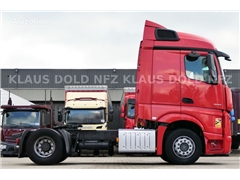 Mercedes Actros Ciągnik siodłowy Mercedes-Benz Actros 1845