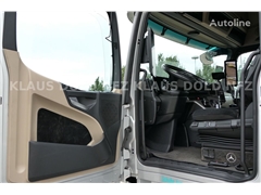 Mercedes Actros Ciągnik siodłowy Mercedes-Benz Actros 1845