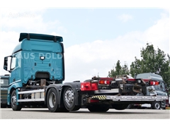 Mercedes Actros Ciężarówka podwozie Mercedes-Benz Actros 2543