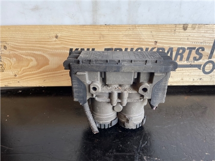 VOLVO VALVE 22225554