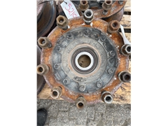 SCANIA FRONT HUB  2296959