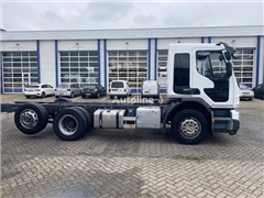 Volvo FE 320 6x2 ,chassis cabine , laatste as gestuurd e