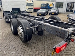 Volvo FE 320 6x2 ,chassis cabine , laatste as gestuurd e