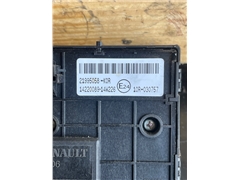 RENAULT SWITCH LIGHT 7421995058