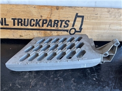 VOLVO STEP 82859306