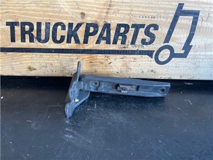 VOLVO HINGE 82192393