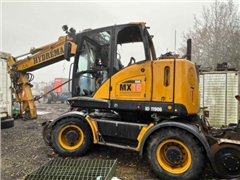 HYDREMA CONSTRUCTION EXCAVATOR MX16 RAIL