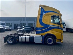 Volvo FH13 Ciągnik siodłowy Volvo FH 13.460 low deck trekker, XL cabine, euro 6 , showstaat
