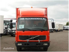 Volvo FL 220 + Manual + HMF 150 crane