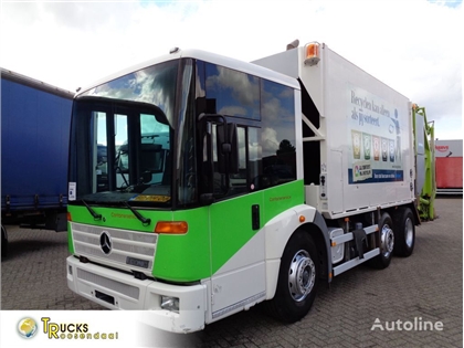 Śmieciarka Mercedes-Benz Econic 957.65 + PTO + Gar