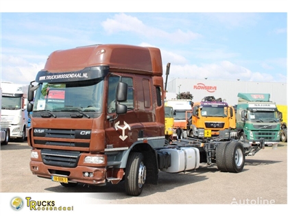 DAF CF 65 220 + lift + euro 5