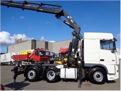 DAF XF95 Ciągnik siodłowy DAF XF 95.380 + Crane HIAB 400E + 6X2 + AIRCO