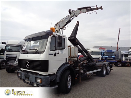 Żuraw samojezdny Mercedes-Benz SK 2433 SK 2433 + S