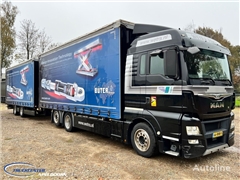 MAN TGX 26.440 + Krone, Sliding roof