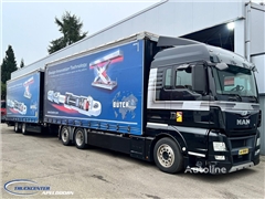 MAN TGX 26.440 + Krone, Sliding roof