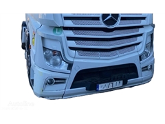 Zderzak Mercedes-Benz KOMPLETNY GRILL ATRAPA MERCE