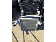 MAN KOMPLETNA CHŁODNICA INTERCOOLER L2000 do cięża