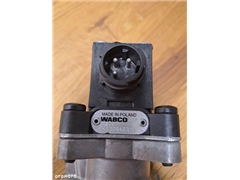 Zawór pneumatyczny WABCO 4630840310 do ciągnika si