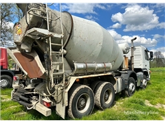 Betonomieszarka Liebherr  na podwoziu Volvo FM