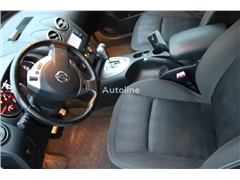 Minivan Nissan Qashqai 2.0 + AUT + CAMERA + TREKHA