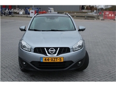 Minivan Nissan Qashqai 2.0 + AUT + CAMERA + TREKHA